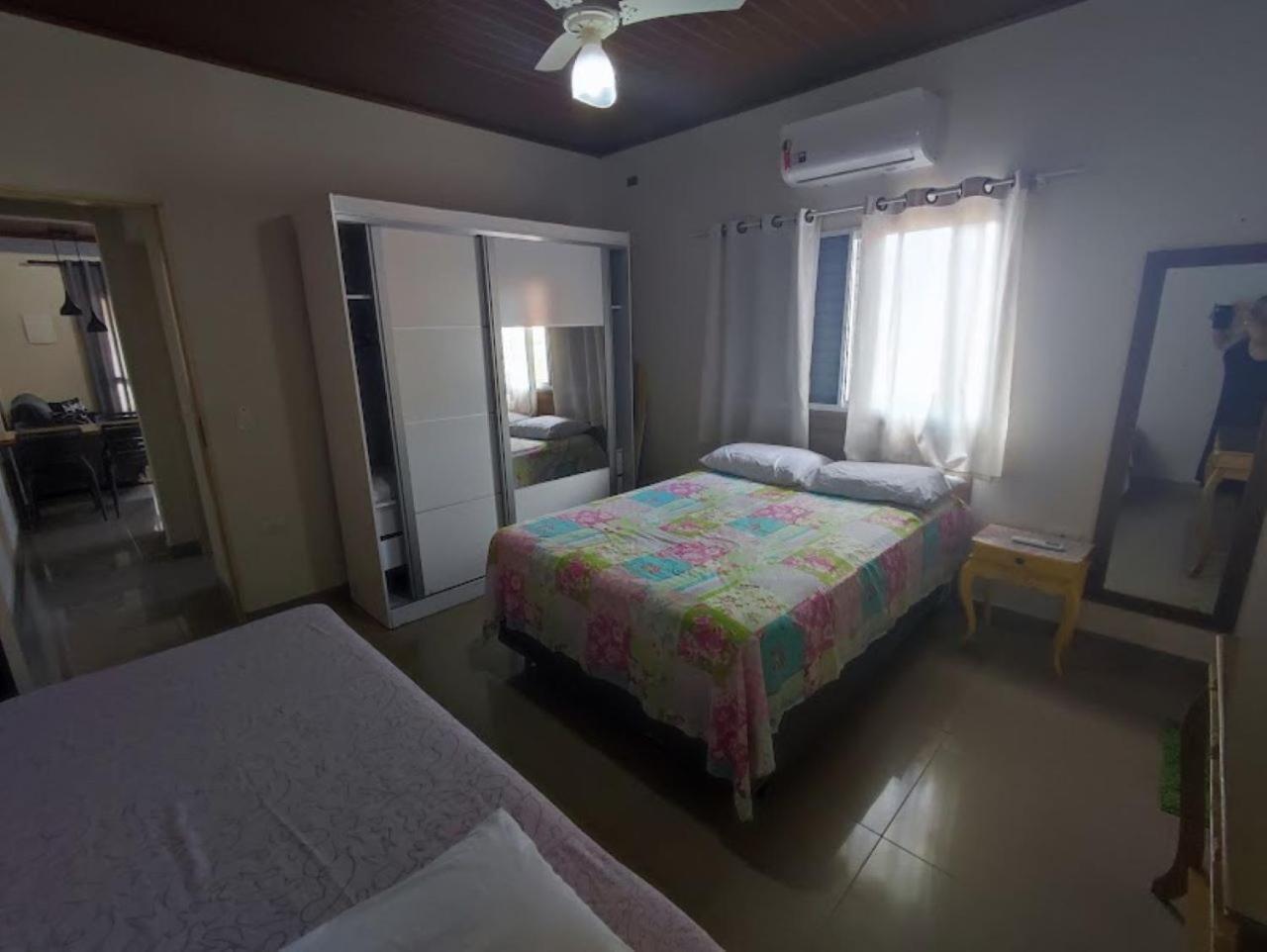 Casa Localizada A 7 Minutos Da Grande Em Сasa de vacaciones Ubatuba